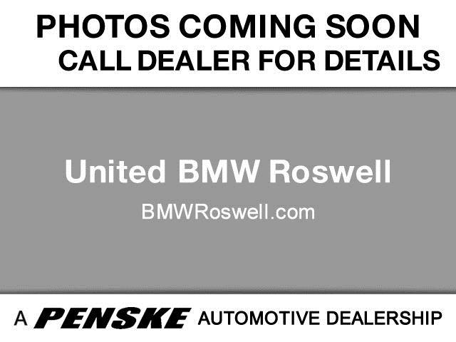 2011 BMW 3 series Sport-awd-2nd Bench-third-1 Owner