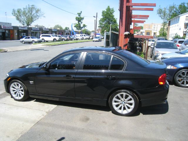 2011 BMW 3 series 2.0T 1 Owner