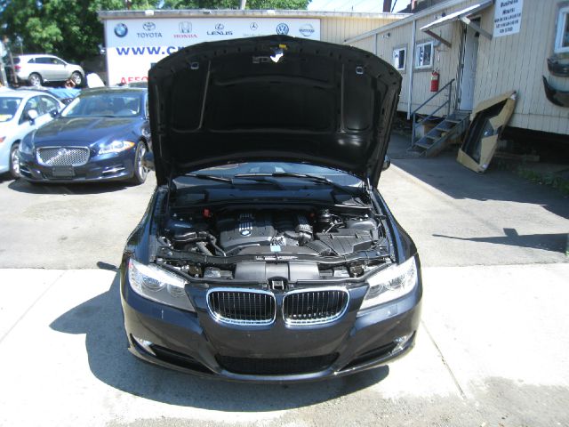 2011 BMW 3 series 2.0T 1 Owner