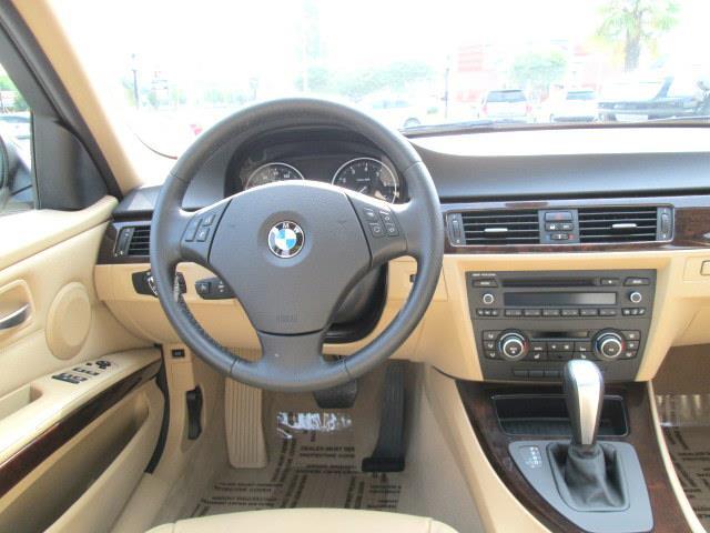 2011 BMW 3 series Sltcrew CAB - 4X4