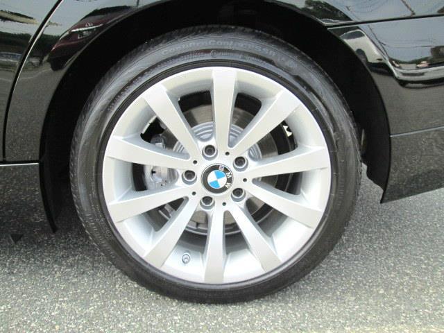 2011 BMW 3 series Sltcrew CAB - 4X4