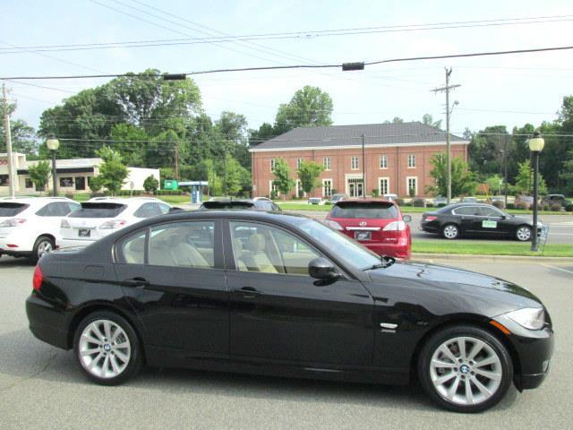 2011 BMW 3 series Sltcrew CAB - 4X4