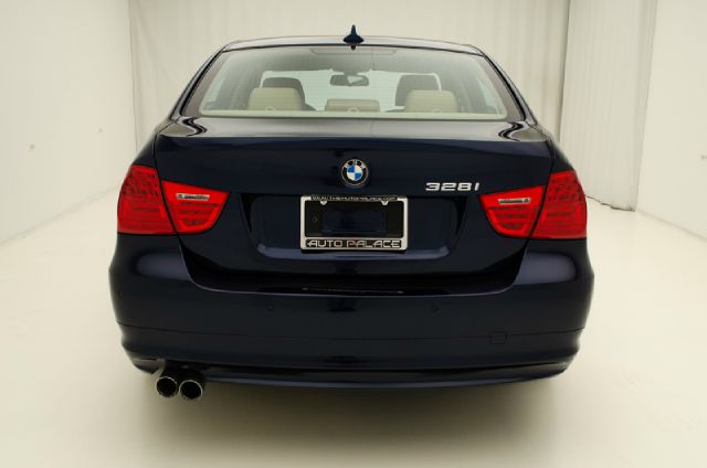 2011 BMW 3 series EXT WB W/1sb PKG