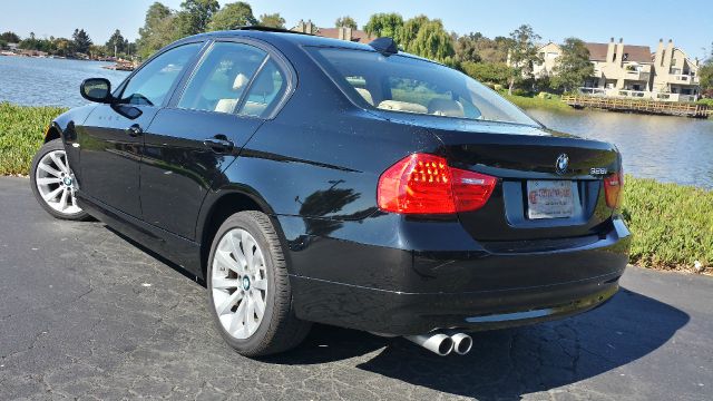 2011 BMW 3 series Heritage FX4 Supercrew