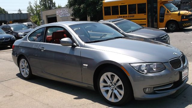 2011 BMW 3 series Quad Cab 4X4 SLT Sport