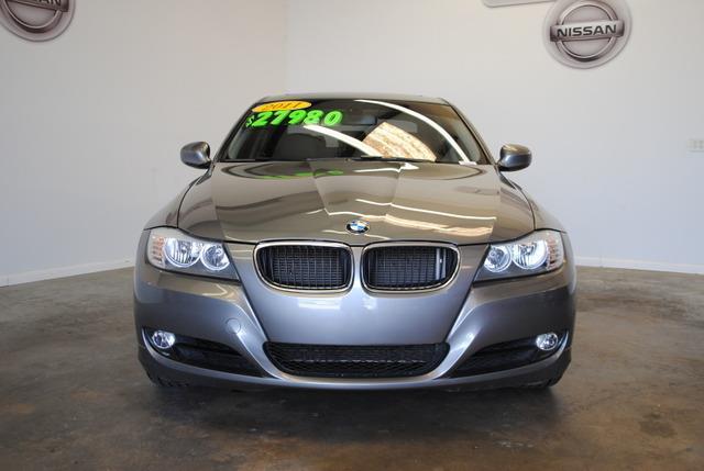 2011 BMW 3 series Leather ROOF