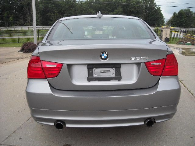 2011 BMW 3 series S FE Plus