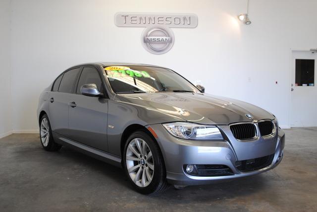 2011 BMW 3 series Leather ROOF