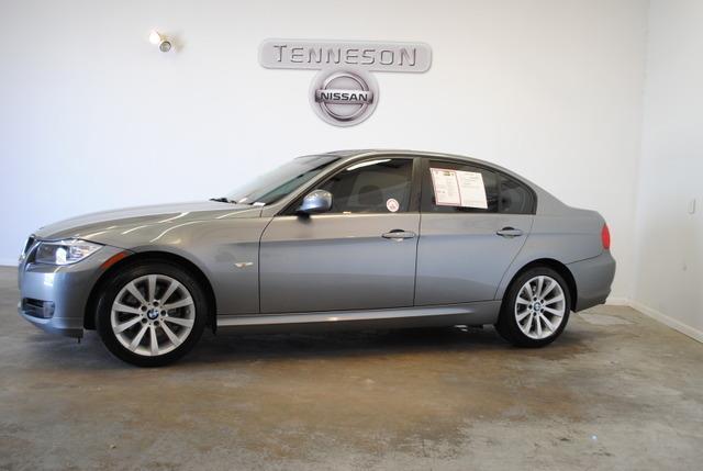 2011 BMW 3 series Leather ROOF