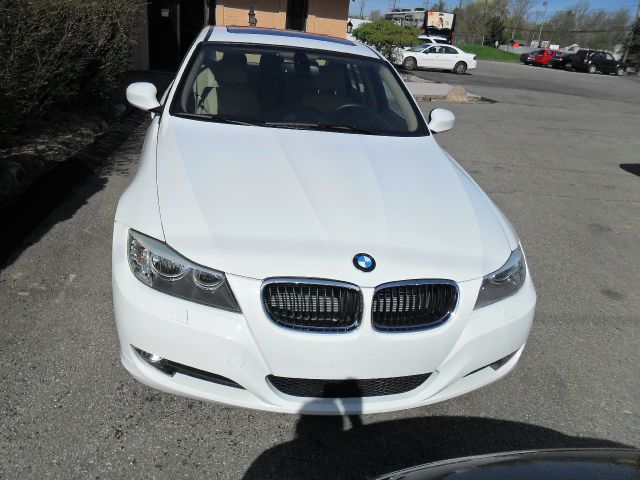 2011 BMW 3 series EXT WB W/1sb PKG