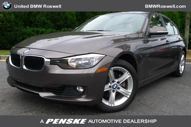 2013 BMW 3 series Sport-awd-2nd Bench-third-1 Owner