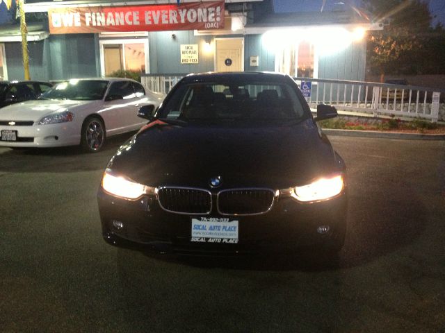 2013 BMW 3 series Base Sport +