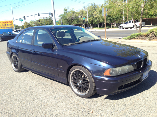 2001 BMW 5-Series Luxury Premier