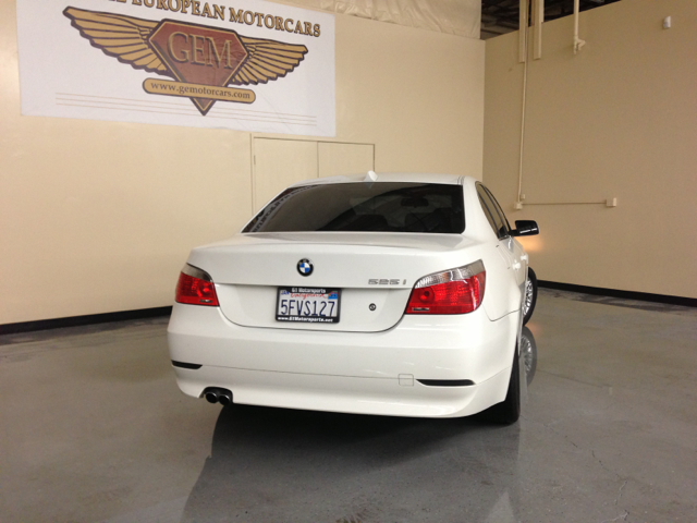 2004 BMW 5-Series I6 Turbo