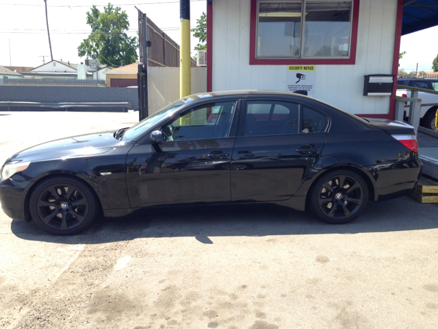 2005 BMW 5-Series QUAD CAB SLT Laramie