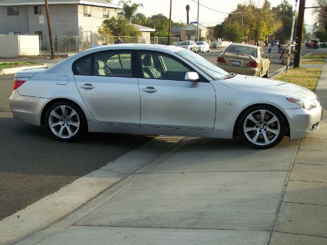 2004 BMW 5 series QUAD CAB SLT Laramie