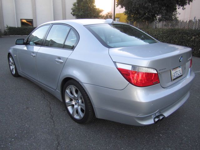 2005 BMW 5 series QUAD CAB SLT Laramie