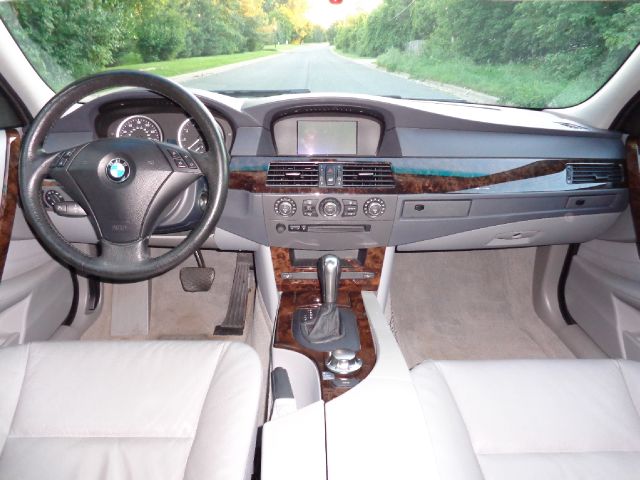 2006 BMW 5 series Luxury Premier