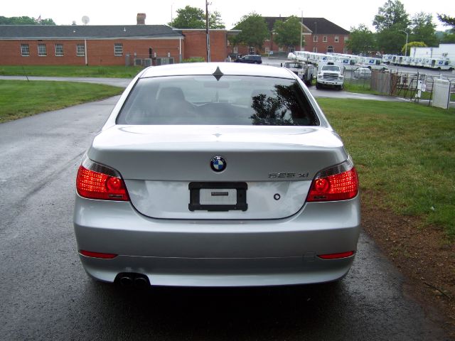 2006 BMW 5 series 4dr 112 Inch WB Eddie Bauer SUV