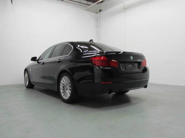 2011 BMW 5 series T6 AWD Leather Moonroof Navigation