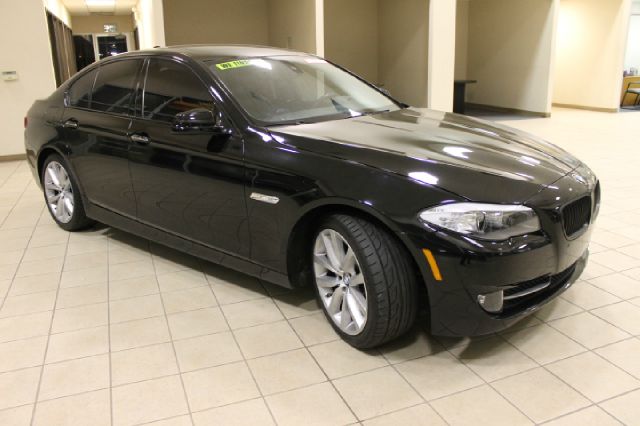 2011 BMW 5 series XLS AWD 4 WD