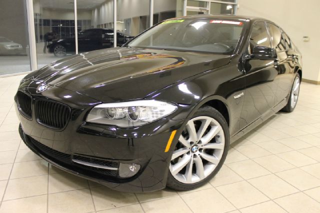 2011 BMW 5 series XLS AWD 4 WD