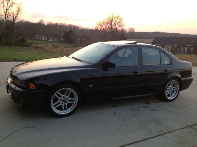 2003 BMW 5 series Supercab 145 XLT 4WD