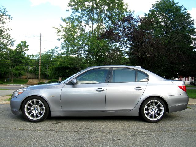 2004 BMW 5 series Luxury R350 4D Utility