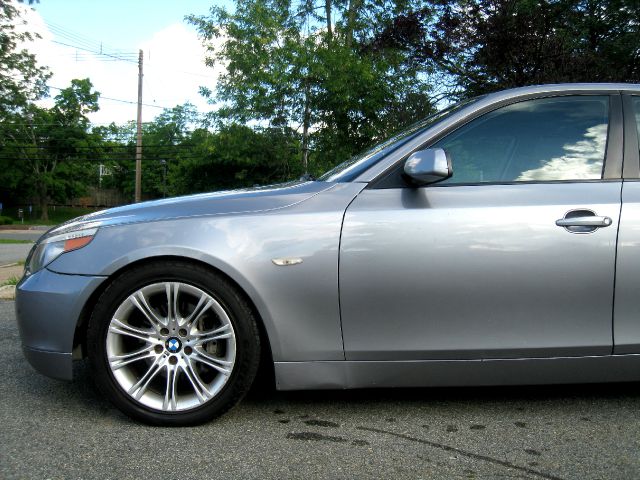 2004 BMW 5 series Luxury R350 4D Utility