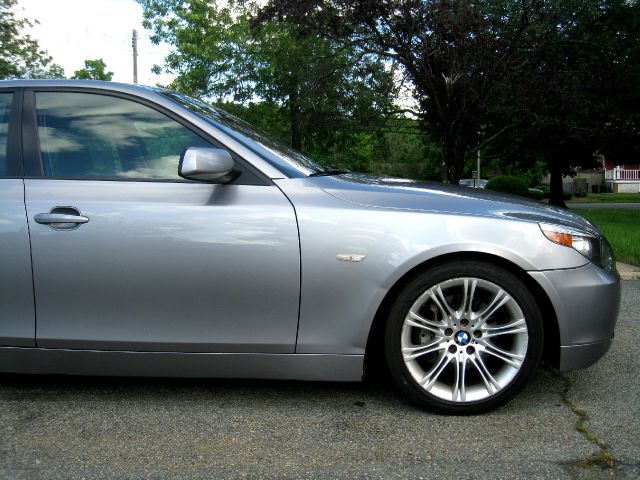 2004 BMW 5 series Luxury R350 4D Utility