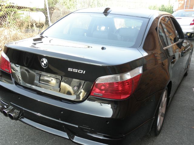 2005 BMW 5 series QUAD CAB SLT Laramie