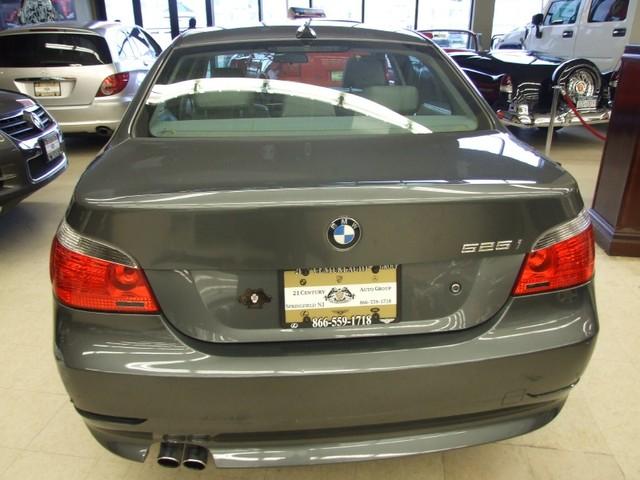 2005 BMW 5 series I6 Turbo