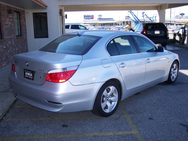 2005 BMW 5 series I6 Turbo