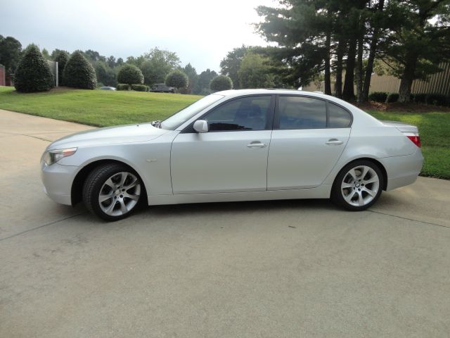 2005 BMW 5 series QUAD CAB SLT Laramie