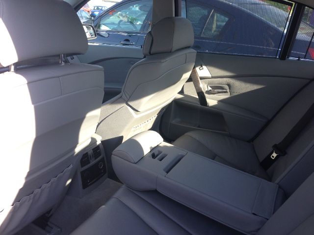 2006 BMW 5 series Luxury Premier