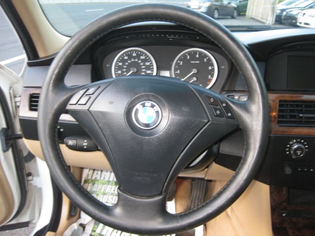 2006 BMW 5 series Luxury Premier