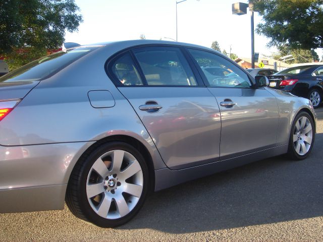 2006 BMW 5 series Luxury Premier