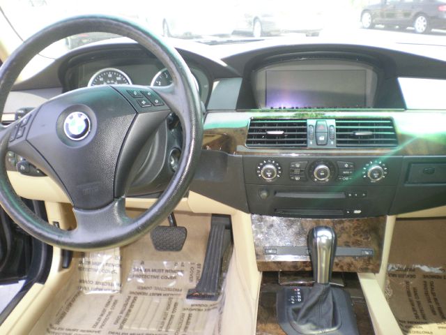 2006 BMW 5 series Luxury Premier