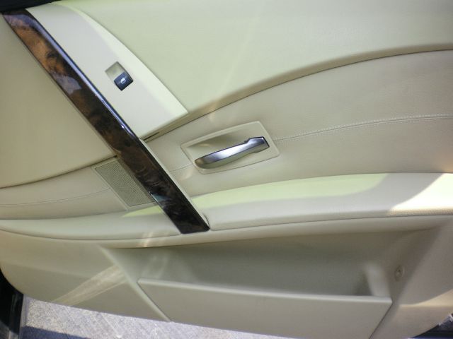 2006 BMW 5 series Luxury Premier