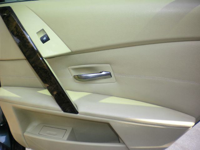 2006 BMW 5 series Luxury Premier