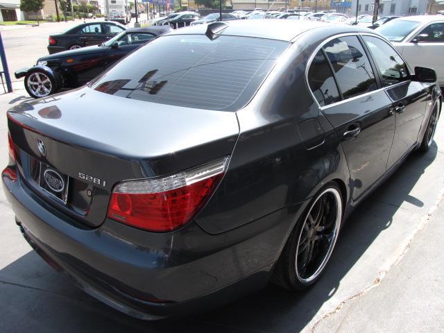 2008 BMW 5 series Ls2door