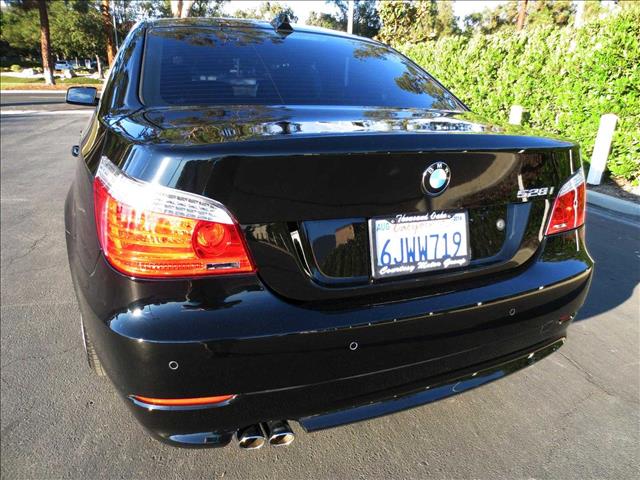 2010 BMW 5 series Ls2door