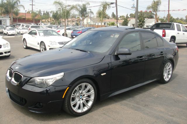 2010 BMW 5 series XLS AWD 4 WD