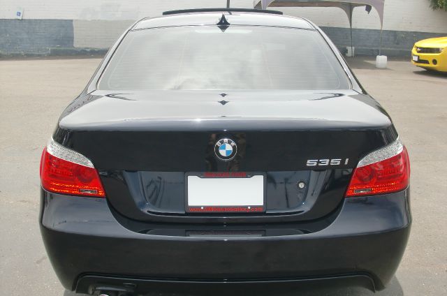 2010 BMW 5 series XLS AWD 4 WD