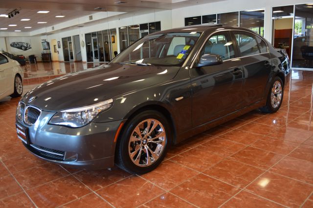 2010 BMW 5 series XLS AWD 4 WD