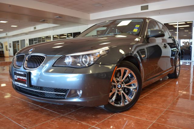 2010 BMW 5 series XLS AWD 4 WD