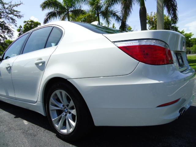 2010 BMW 5 series XLS AWD 4 WD