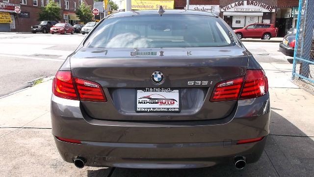 2011 BMW 5 series XLS AWD 4 WD