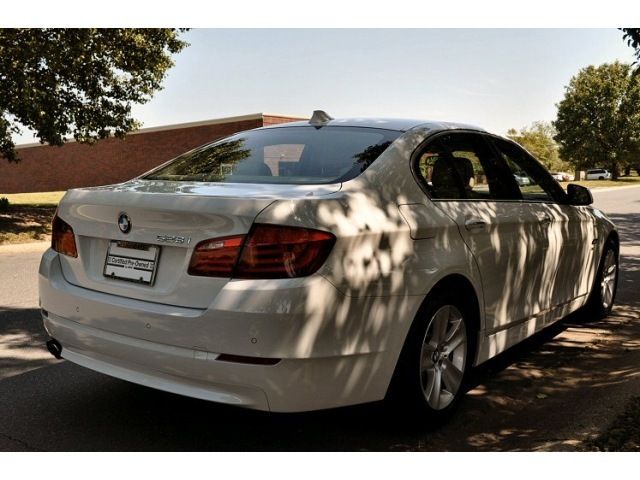 2012 BMW 5 series Se/fullyloaded