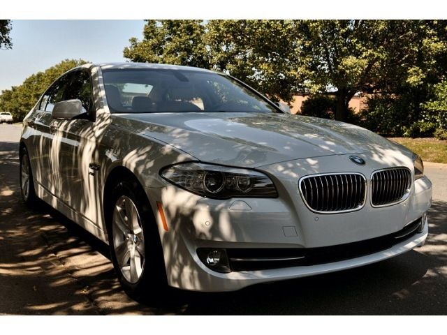 2012 BMW 5 series Se/fullyloaded